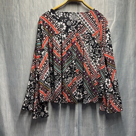 🏴 Cupio long sleeve blouse size large - Picture 6 of 9